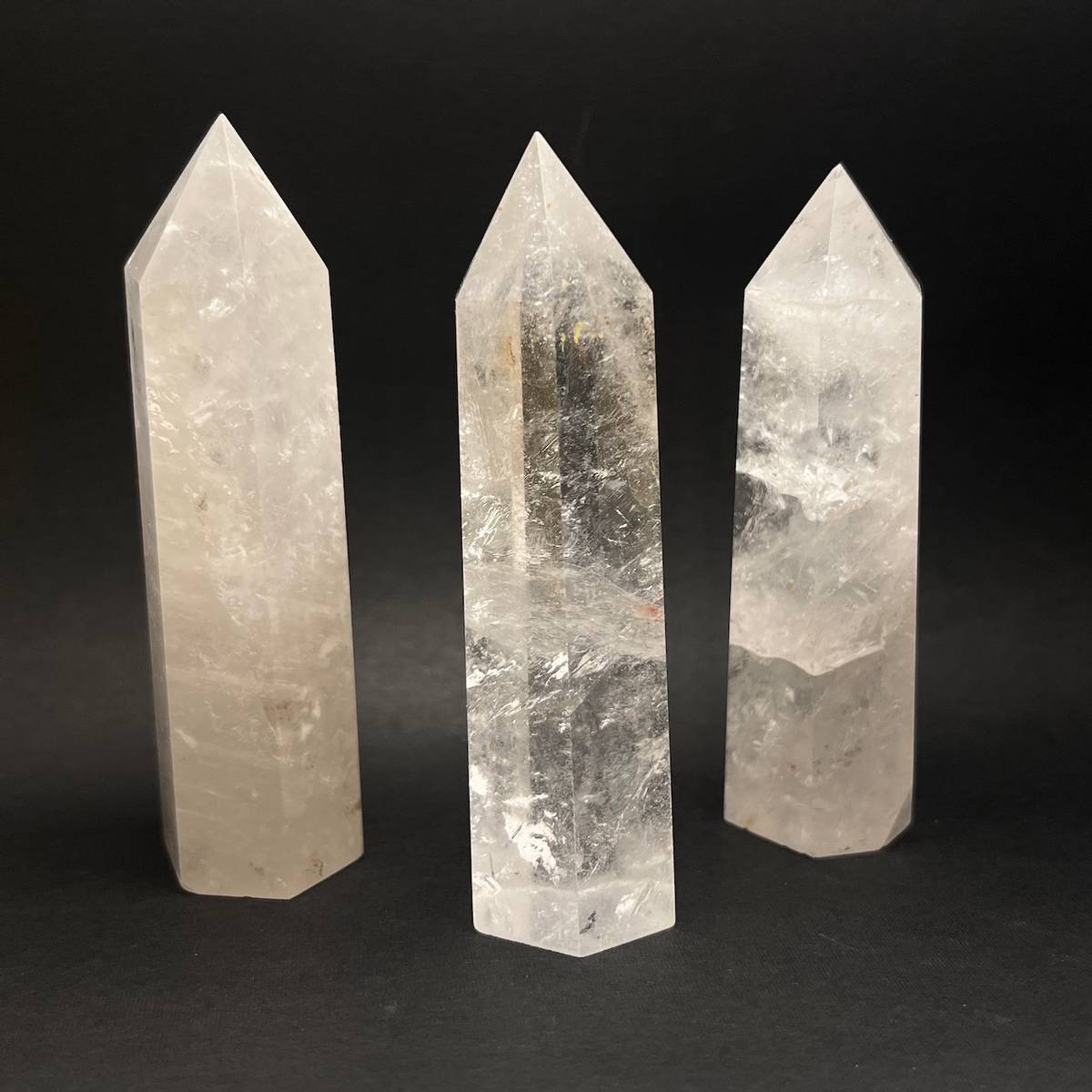Steintårn av kvarts/bergkrystall (8 - 9 cm)