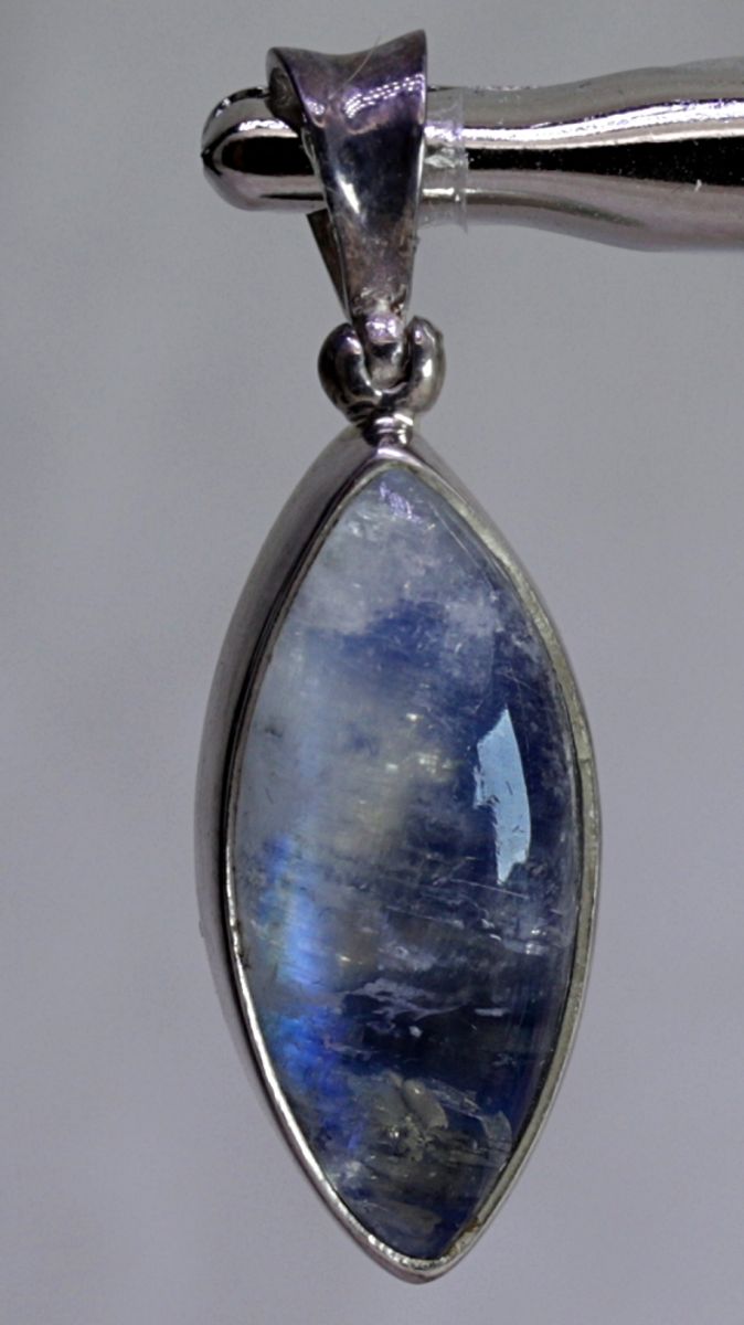 Labradoritt, mørk blå, sølvanheng