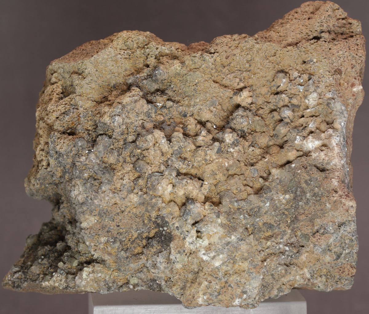 Pseudobrookitt, Spania