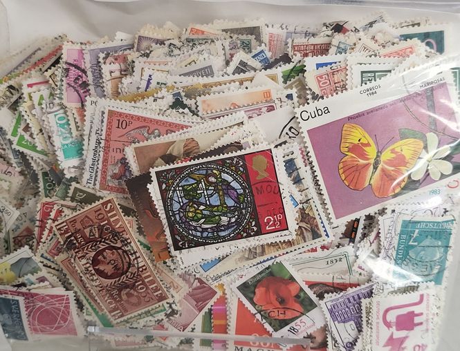 Hovedbilde Frimerkepakke, hele verden, 2500 forskjellige frimerker