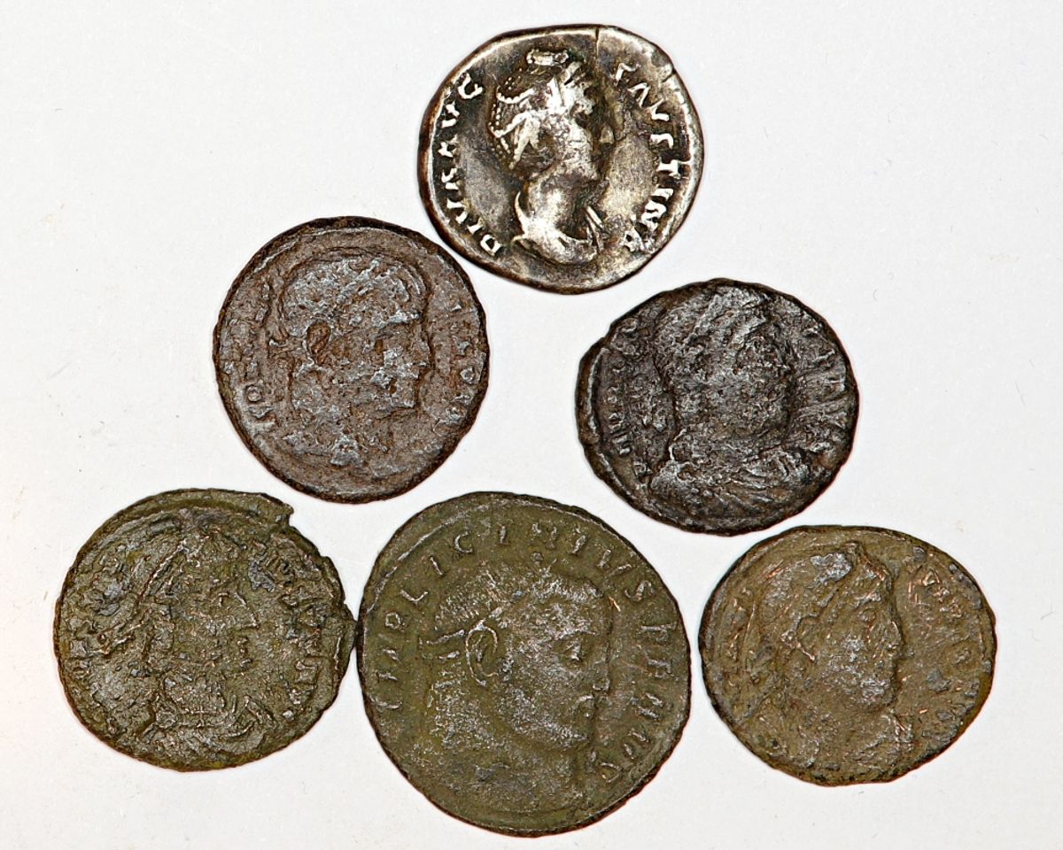 Romerske mynter – Faustina Senior, Constantine den store m.fl.