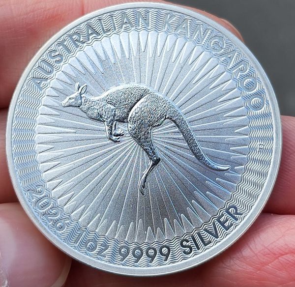 Hovedbilde SPOT +10%, 25 x Kenguru, 777,57 gram 99,99% sølv, Australia